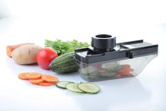 Stainless Steel, Plastic Vegetable And Dry Fruit Slicer Cutter
